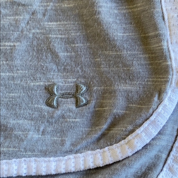 Under Armour Tee - Picture 8 of 8